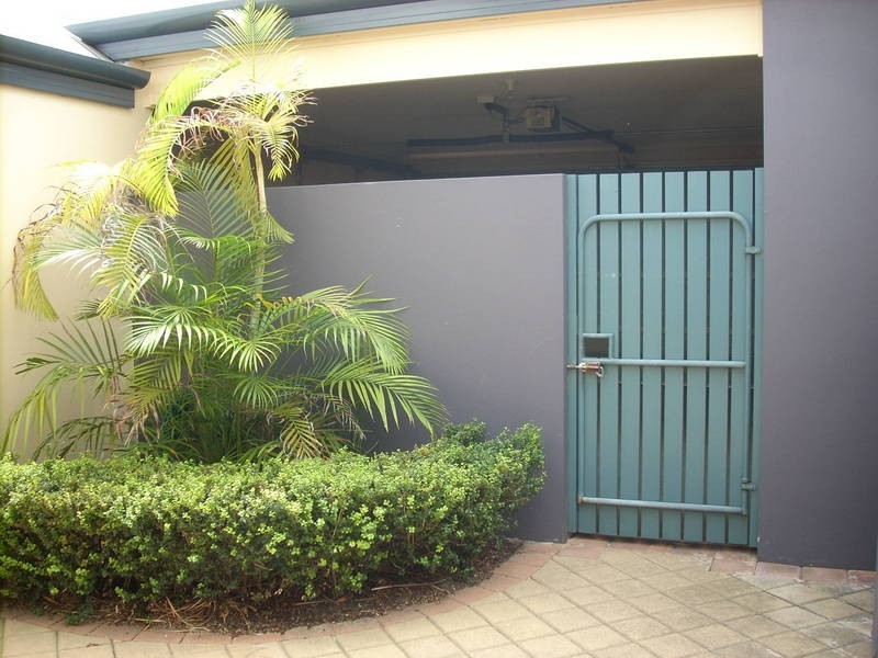 2/ 9 Swan Street, North Fremantle WA 6159