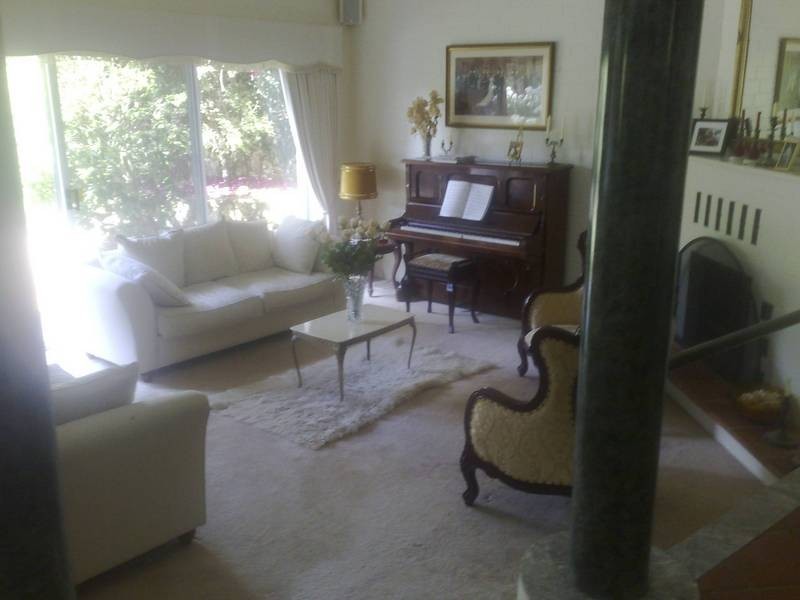 18 Dunvegan Road, Applecross WA 6153