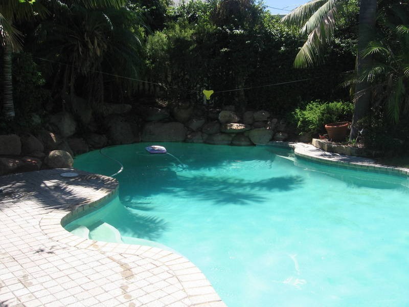 18 Dunvegan Road, Applecross WA 6153