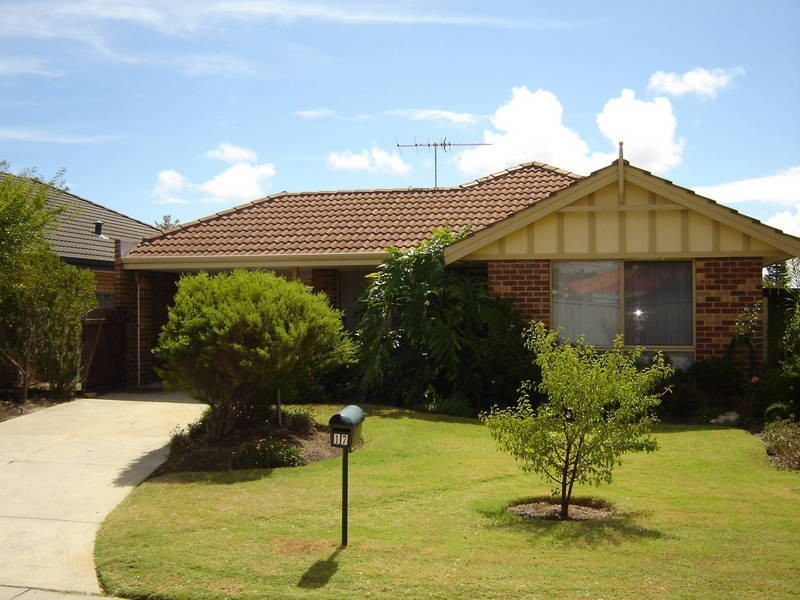 17 Citrus Loop, South Lake WA 6164