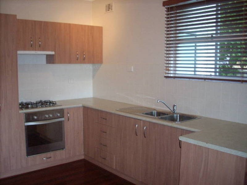 4/25B Ullapool Rd, Applecross WA 6153