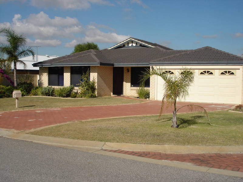 34 Ridge Way, Cockburn Central WA 6164