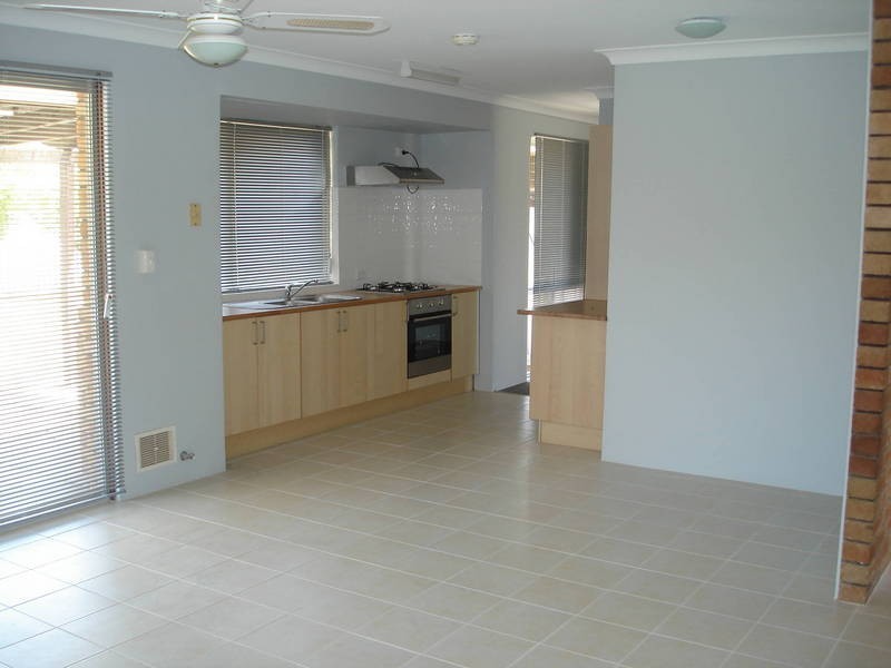 4 Sandown Road, Willetton WA 6155