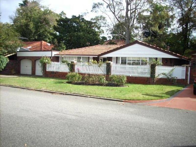 28 Kinross Street, Applecross WA 6153