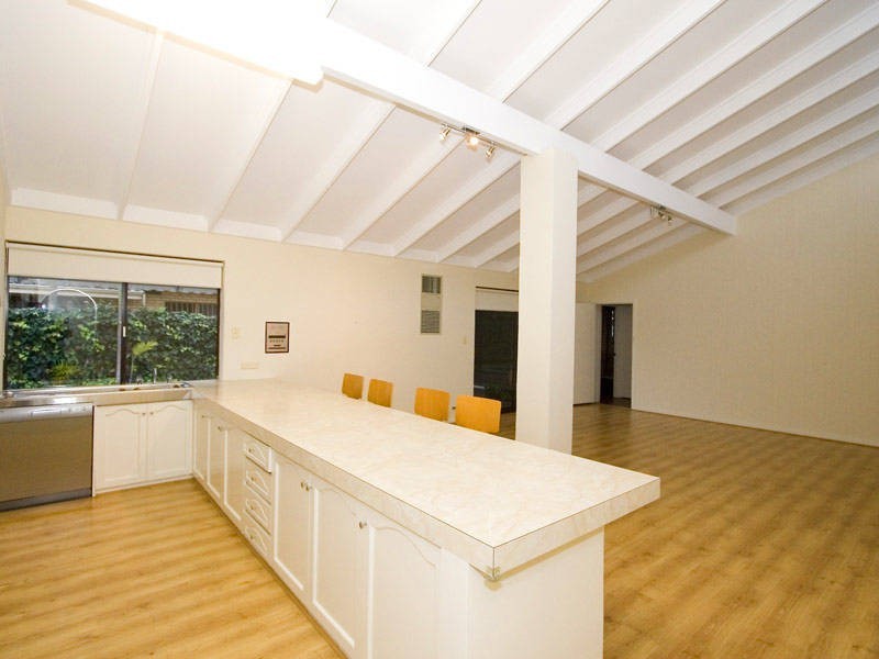 172 Burke Drive, Attadale WA 6156