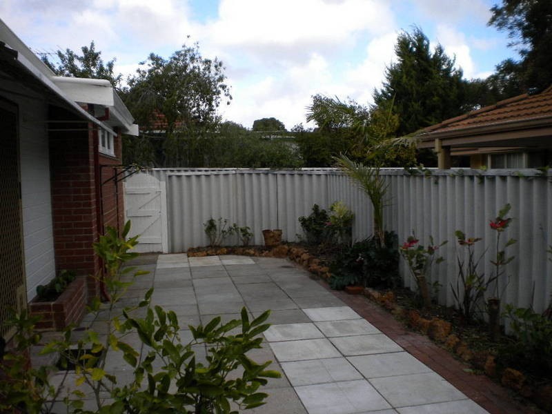 39 Searle Road, Ardross WA 6153