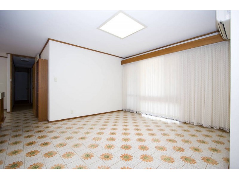 216 Riseley Street, Booragoon WA 6154