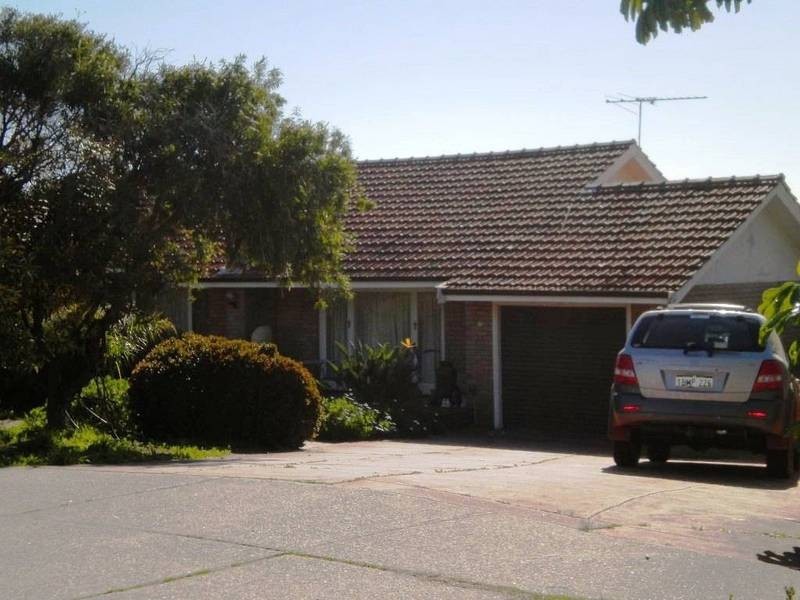 34 Sergeant Road, Melville WA 6156