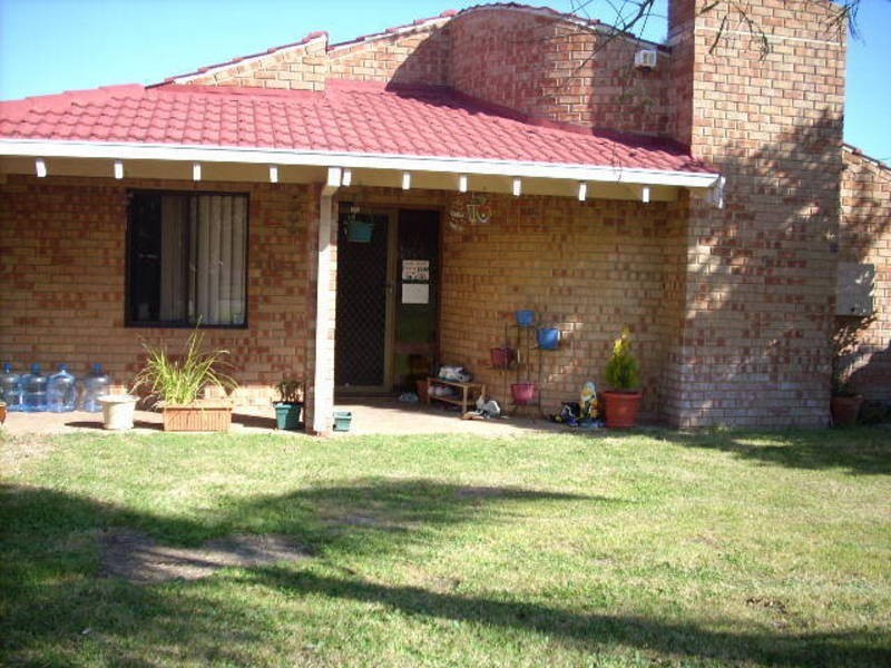 5 Fox Street, Spearwood WA 6163