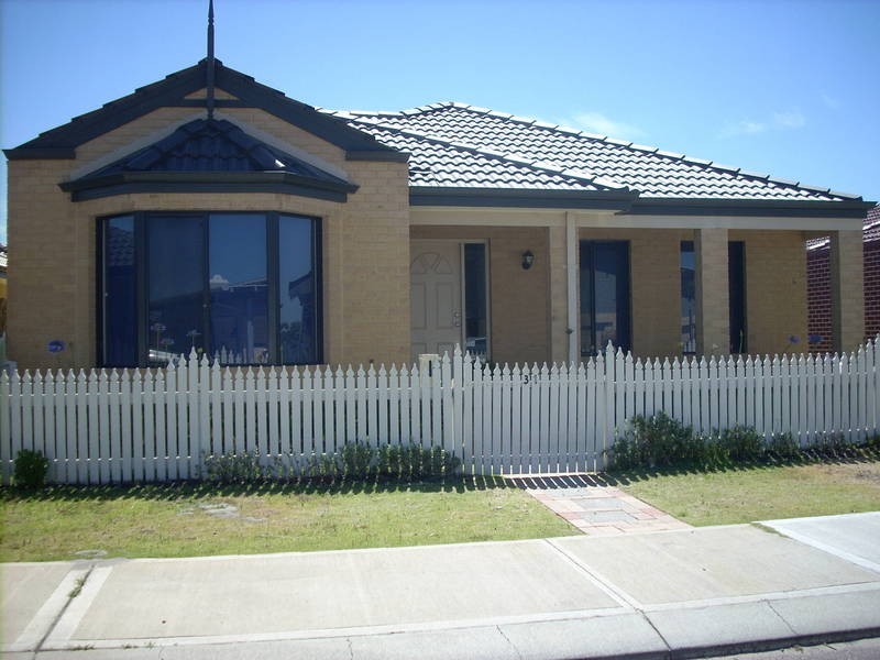 31 Windchime Terrace, Atwell WA 6164
