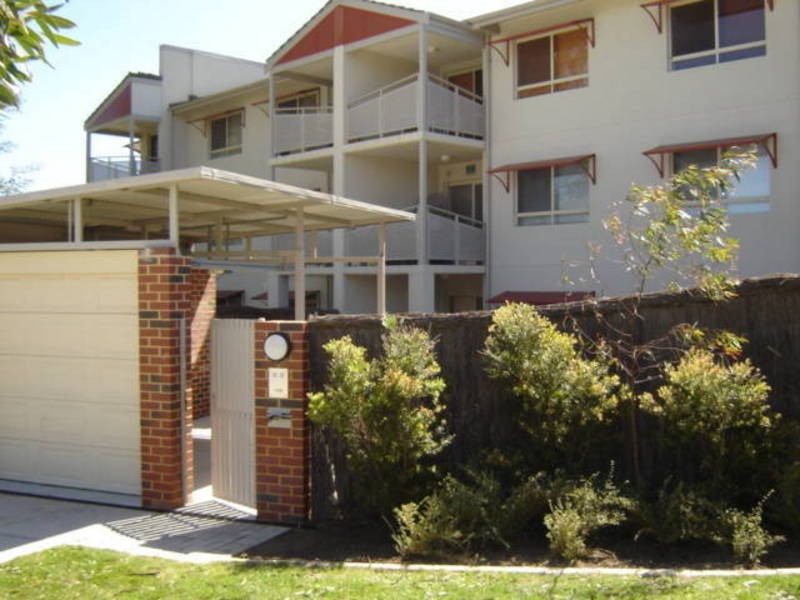 1/32 Waveley Road, Coolbellup WA 6163