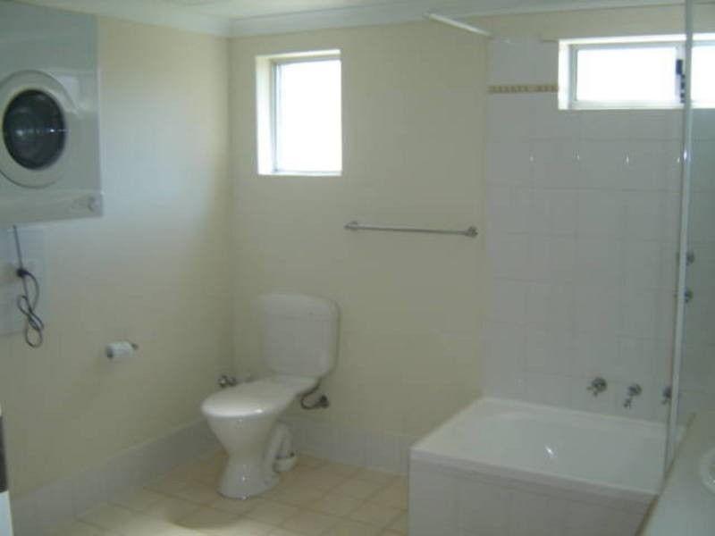 1/32 Waveley Road, Coolbellup WA 6163