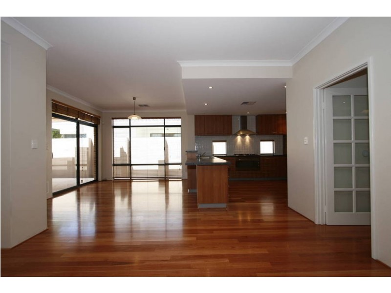 1 Hopson Close, Booragoon WA 6154