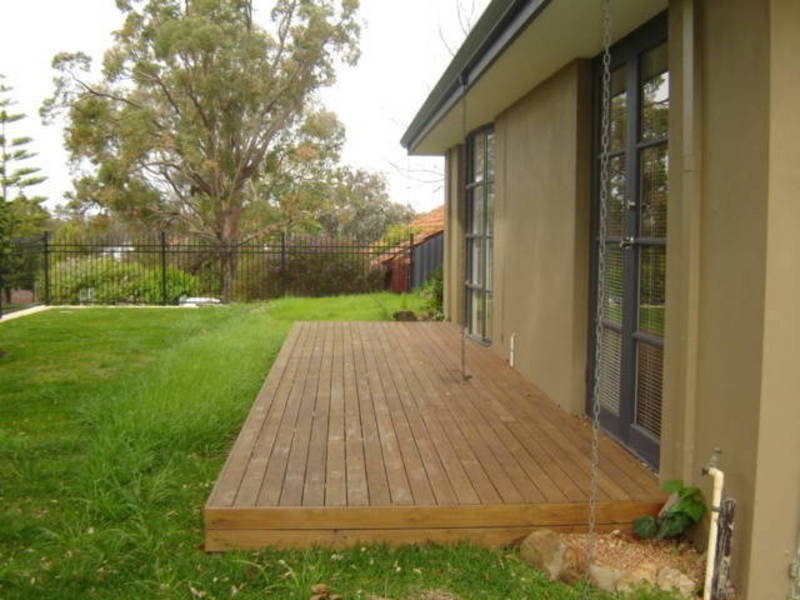 20 Langley Way, Booragoon WA 6154