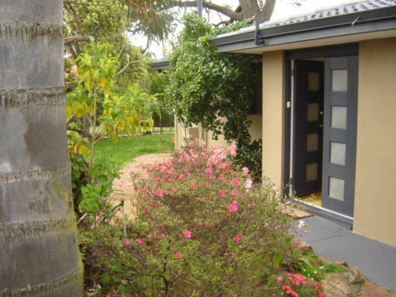 20 Langley Way, Booragoon WA 6154