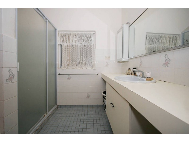 6 Coolidge St, Como WA 6152