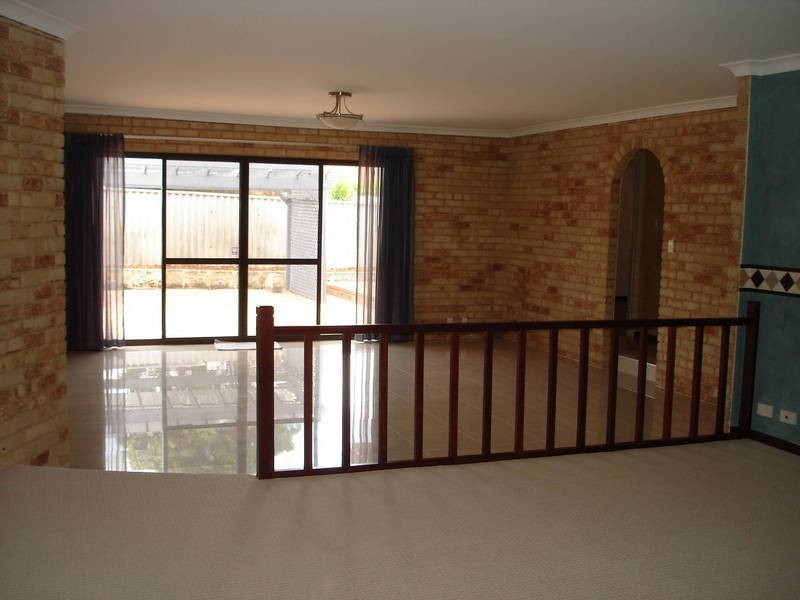 10 Sprigg Place, Booragoon WA 6154