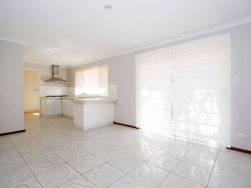 2/10 Zenobia Street, Palmyra WA 6157