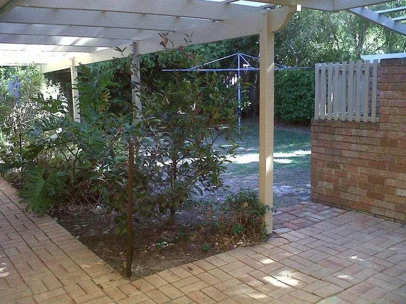 90 Jackson Ave, Winthrop WA 6150