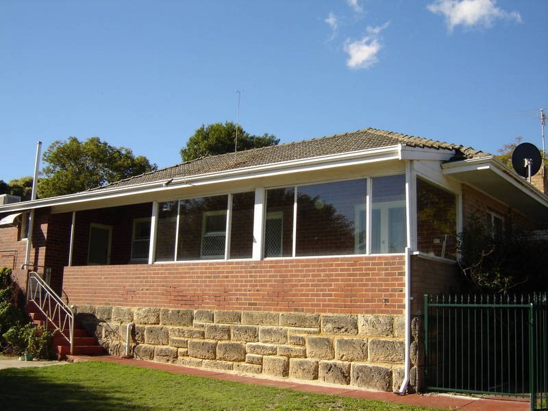 63 Matheson Road, Applecross WA 6153