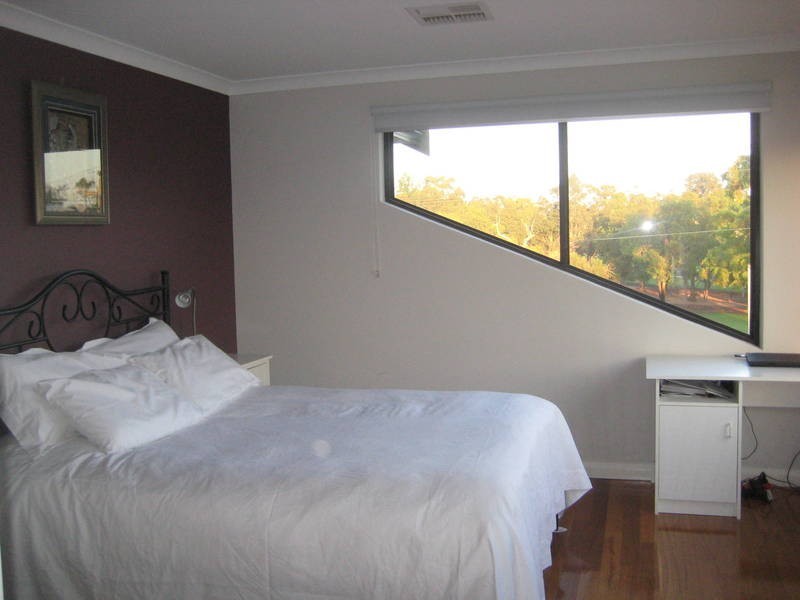 6 Ardessie Street, Ardross WA 6153