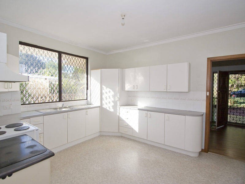 10 Lisa Place, Mount Pleasant WA 6153
