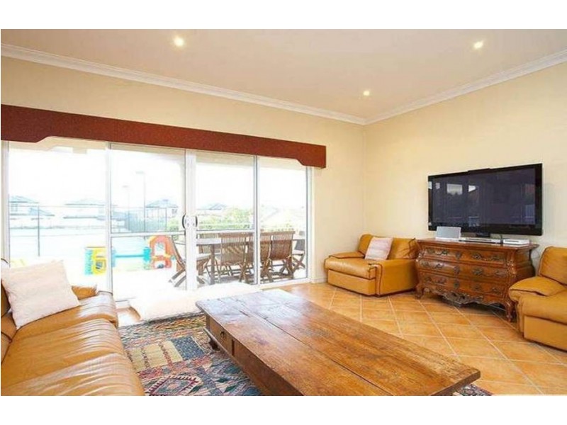 20 Bridges Way, Melville WA 6156