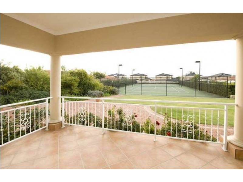 20 Bridges Way, Melville WA 6156