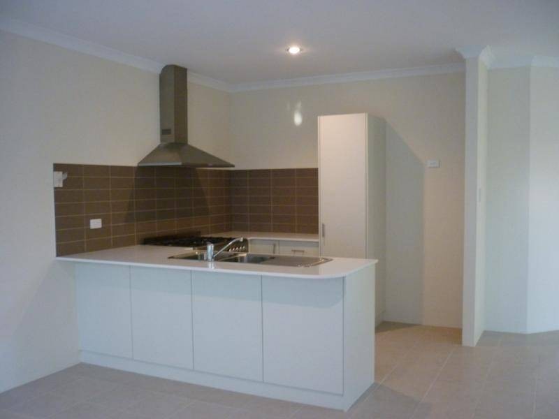 2/31 Gardiner Street, Belmont WA 6104