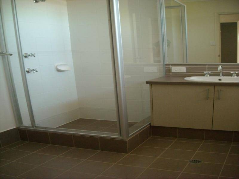 2/31 Gardiner Street, Belmont WA 6104