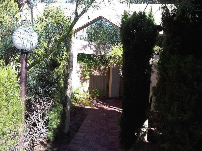 2/377  Canning Hwy, Como WA 6152