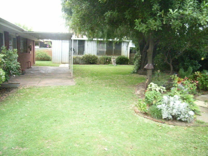 5 Dean Road, Bateman WA 6150