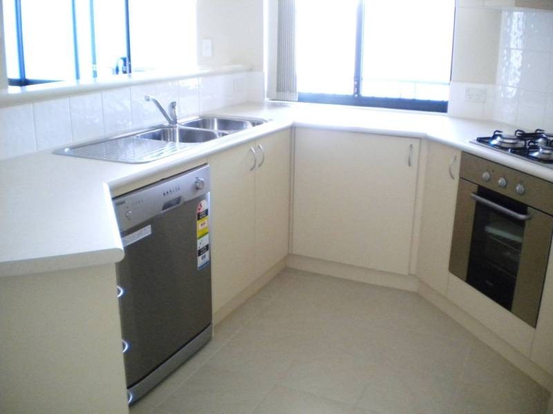 29/17 Southdown Place, Thornlie WA 6108