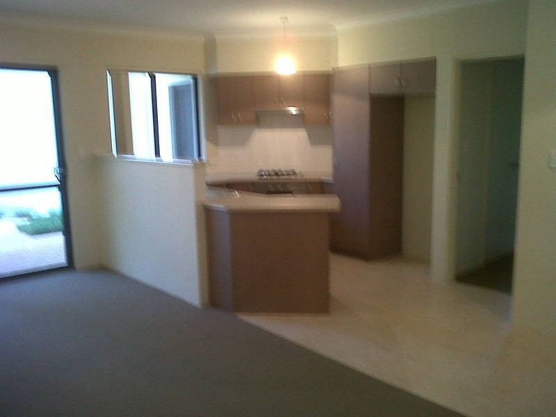 29/17 Southdown Place, Thornlie WA 6108