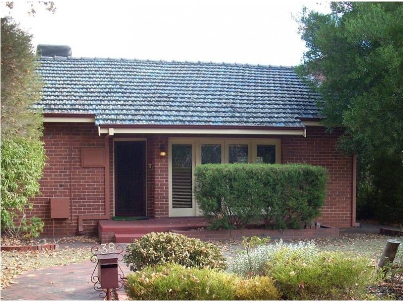38 Henley Rd, Ardross WA 6153