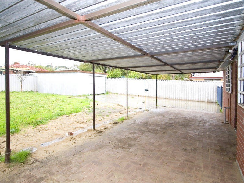 18 Juliet Road, Coolbellup WA 6163