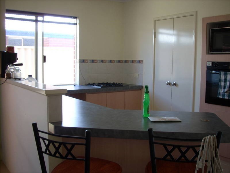 35 Windchime Terrace, Atwell WA 6164