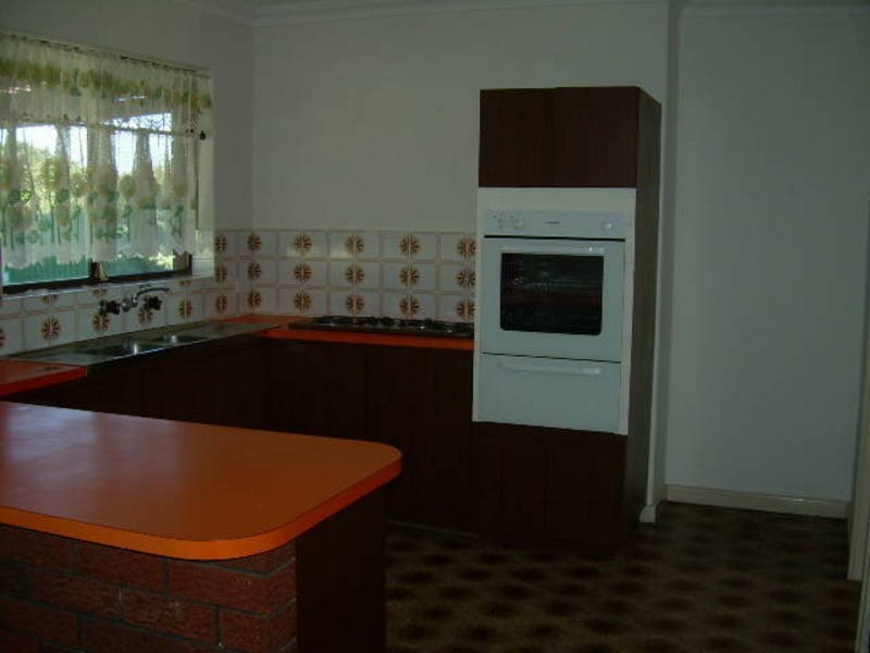 31 Scales Way, Spearwood WA 6163