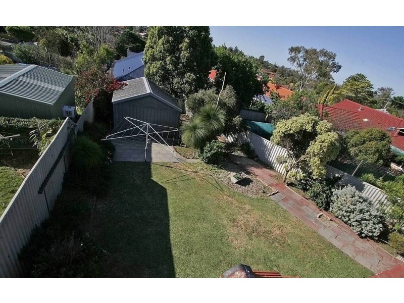 34 Sergeant Road, Melville WA 6156