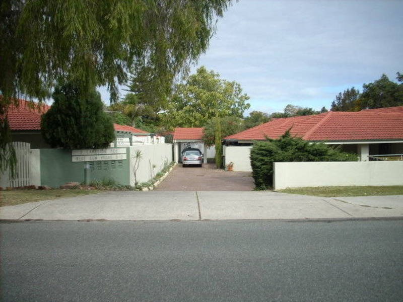 12/2 Lakeside Terrace, Mount Pleasant WA 6153