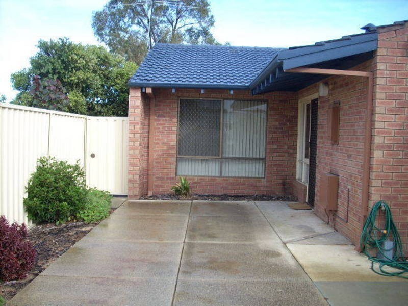 11 Bourbon Street, Hamilton Hill WA 6163