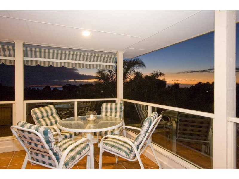 26 Arlington Loop, Coogee WA 6166
