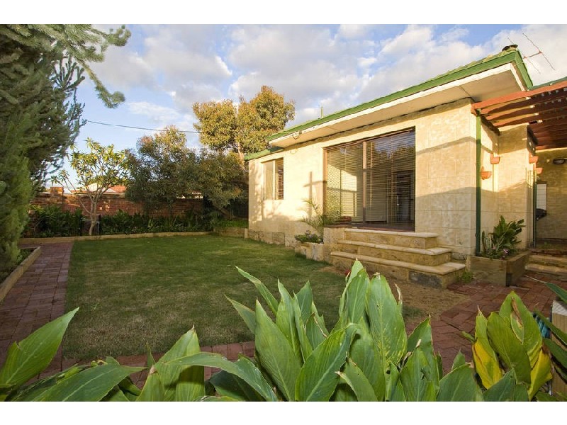 421 Marmion Street, Myaree WA 6154