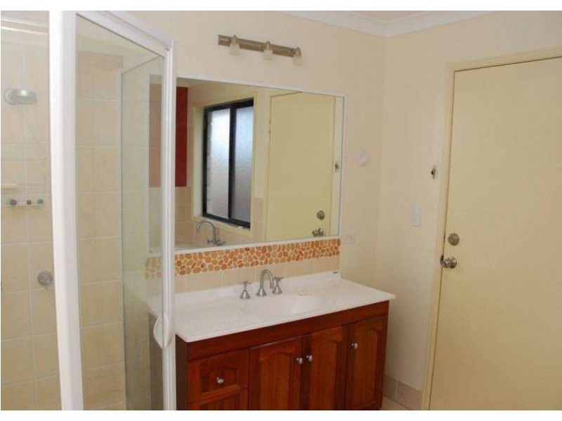 1/54 Julie Ann  St, Hervey Bay QLD 4655