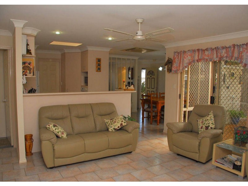 10 Ian Avenue, Hervey Bay QLD 4655