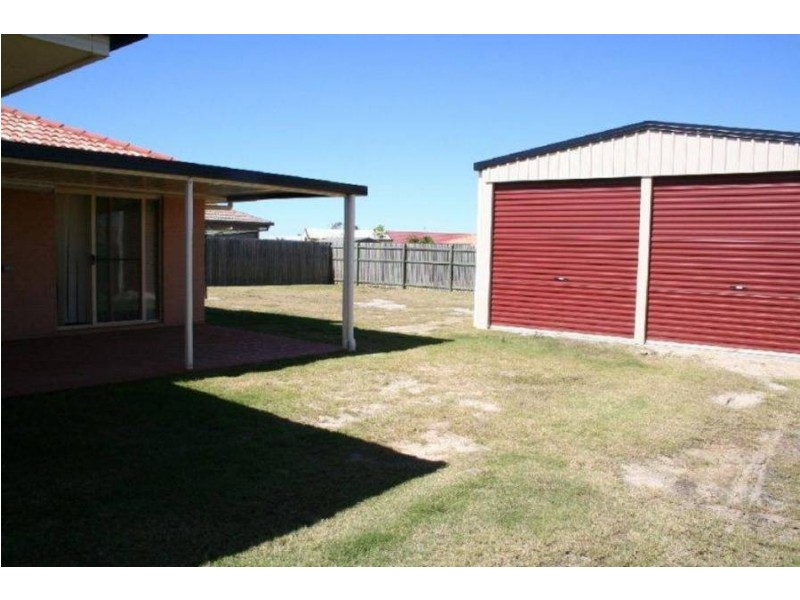 16 Lady Penrhyn Dr, Hervey Bay QLD 4655