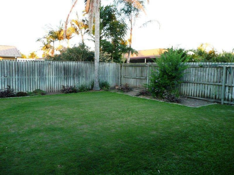 2/79 Murphy St, Hervey Bay QLD 4655