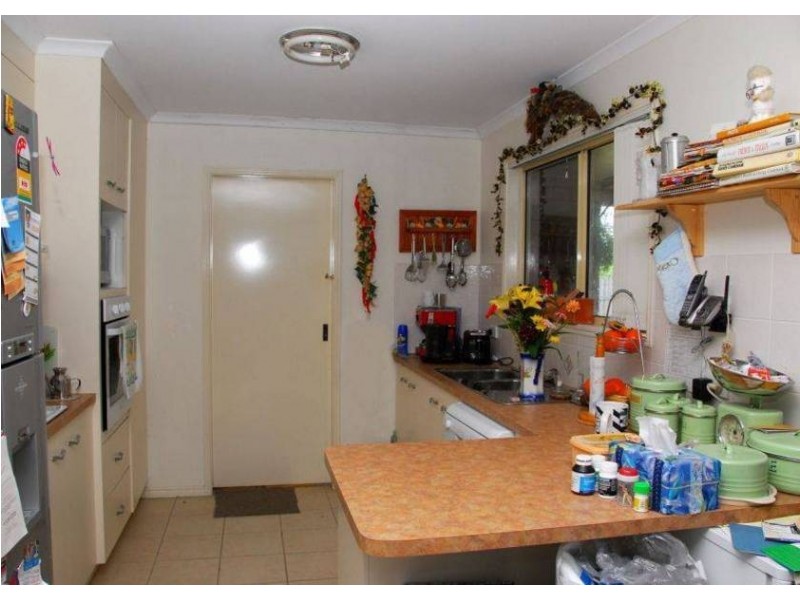 16 Yarrilee Cct, Hervey Bay QLD 4655