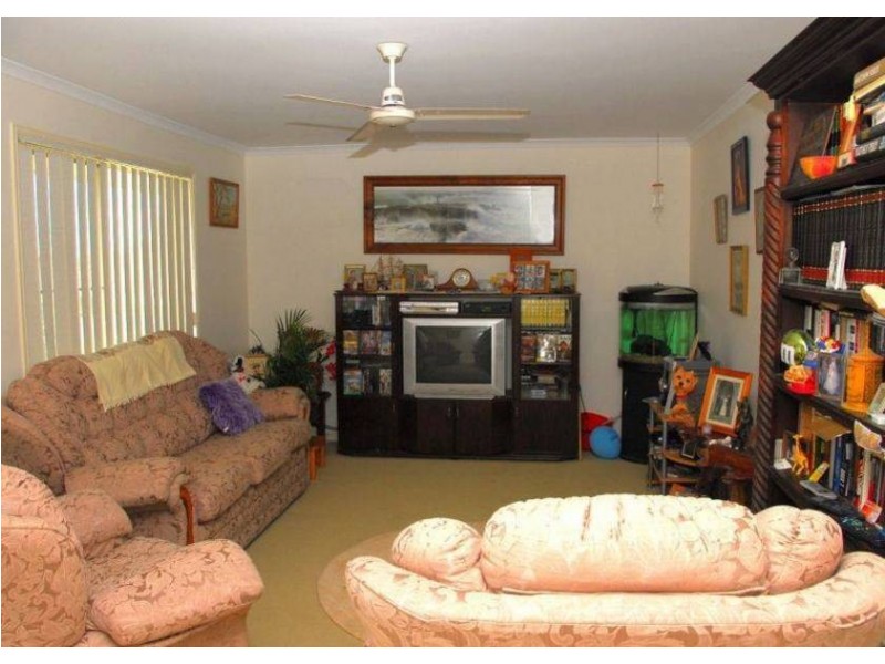 16 Yarrilee Cct, Hervey Bay QLD 4655