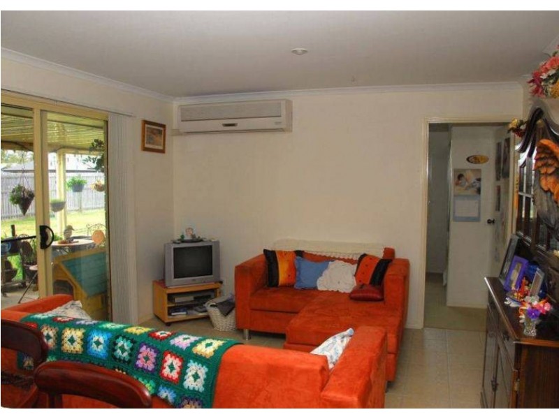 16 Yarrilee Cct, Hervey Bay QLD 4655